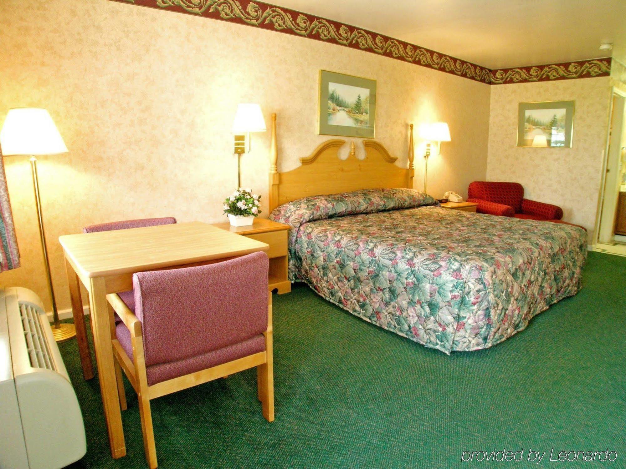 First Heritage Inn Rantoul Zimmer foto